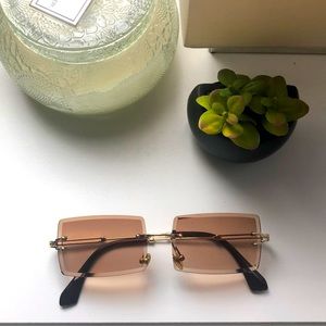 Brown gradient lens sunglasses